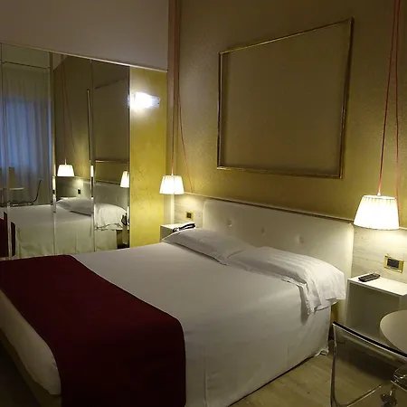 ホテル 7motel - Settimotel 3*